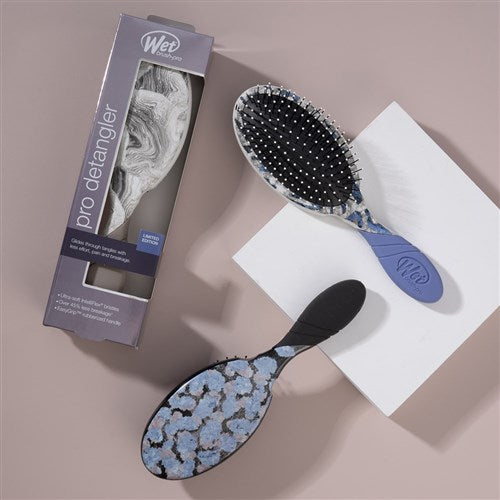 WET BRUSH PRO NEW GRAINS DETANGLER BLACK